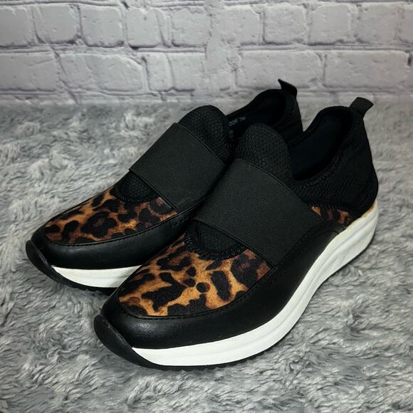 Anne Klein Sport Cheetah Print Slip On Sneakers Size 7M Athletic Shoes Workout - Picture 3 of 10